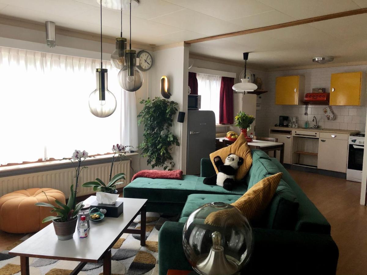 Retro Relax Resort Midden In Het Bos Op De Veluwe In Putten Bagian luar foto